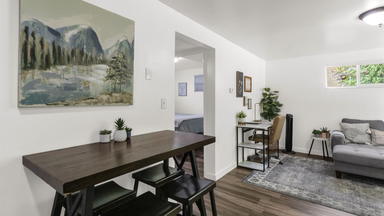 Photo of Bedroom in Logan