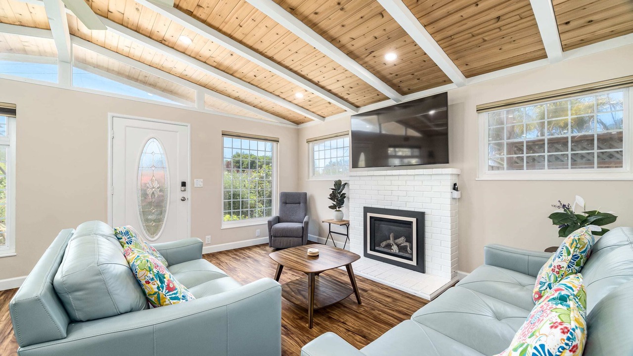 Photo of Livingroom in La Selva Beach