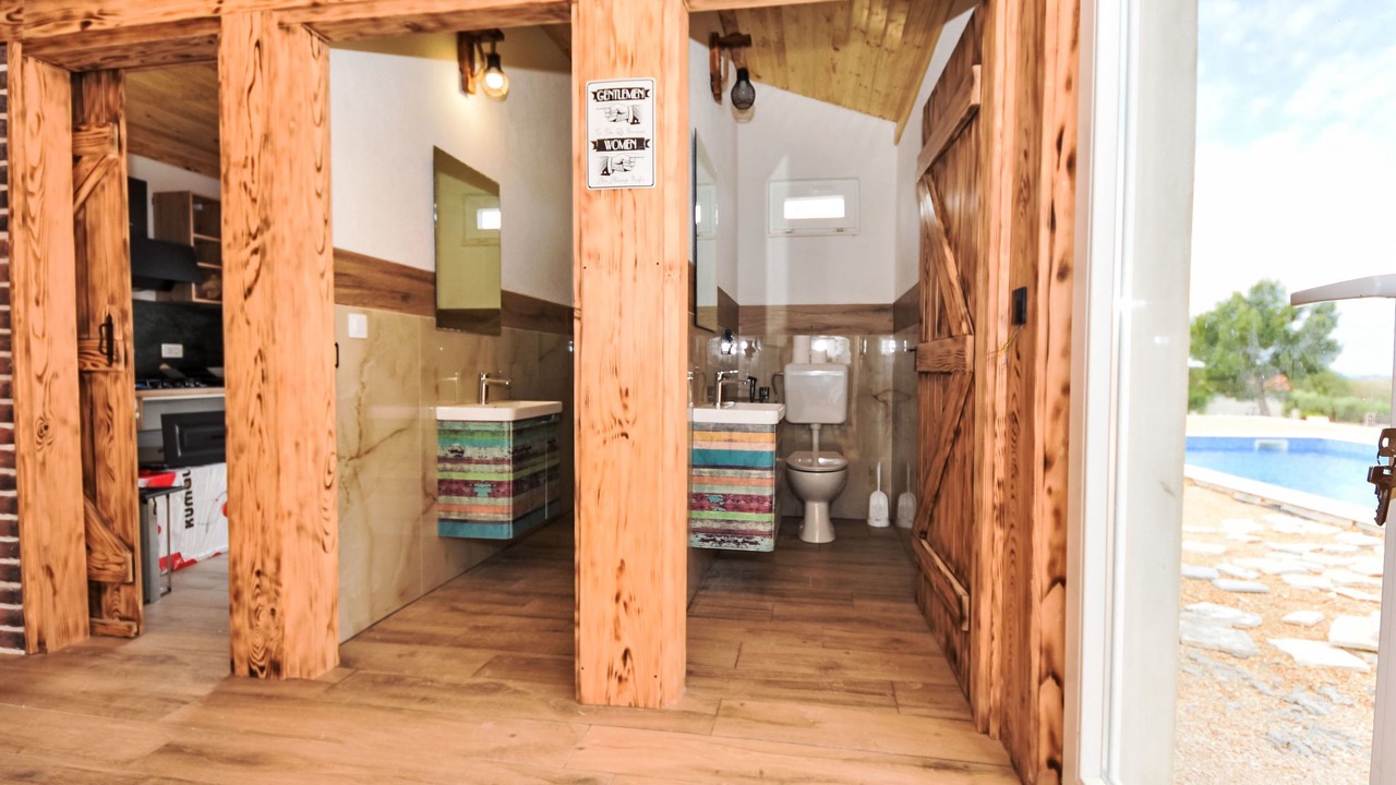 Photo of Bathroom in Korlat