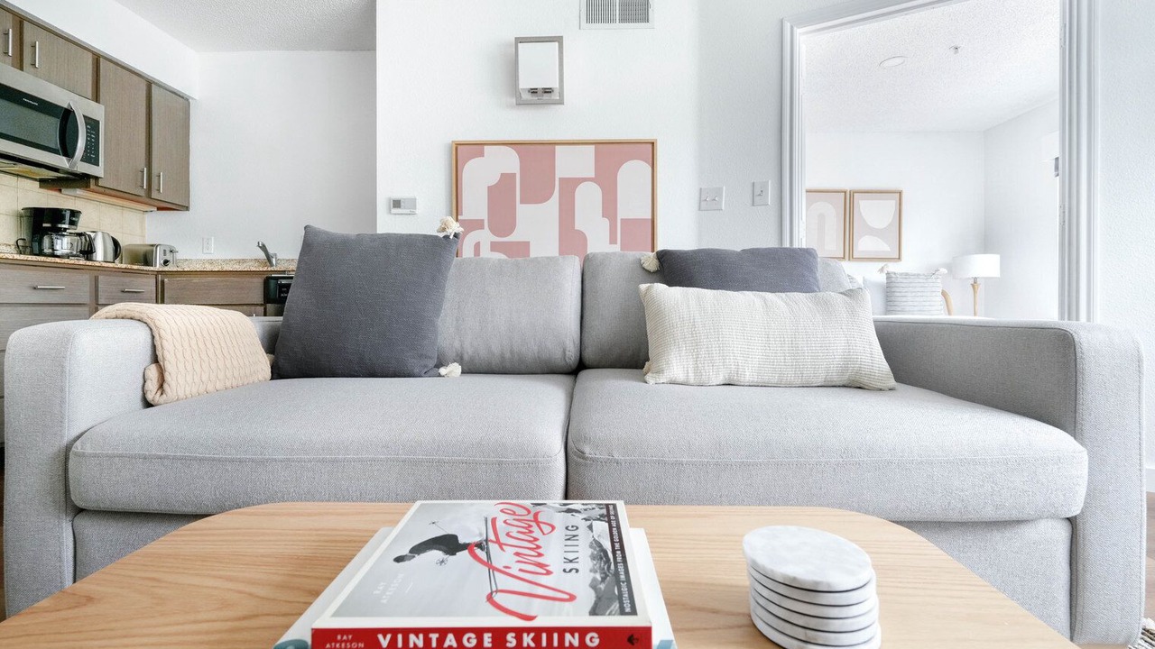 Photo of Livingroom in Gateway
