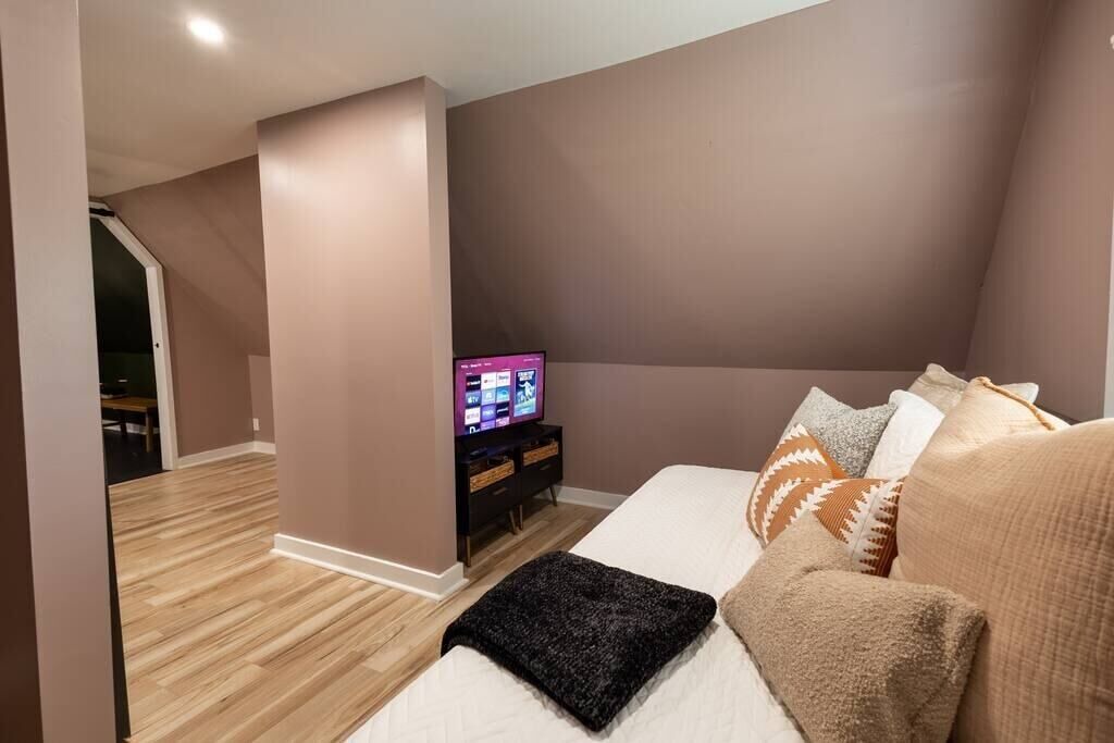 Photo of Bedroom in Lawrenceburg