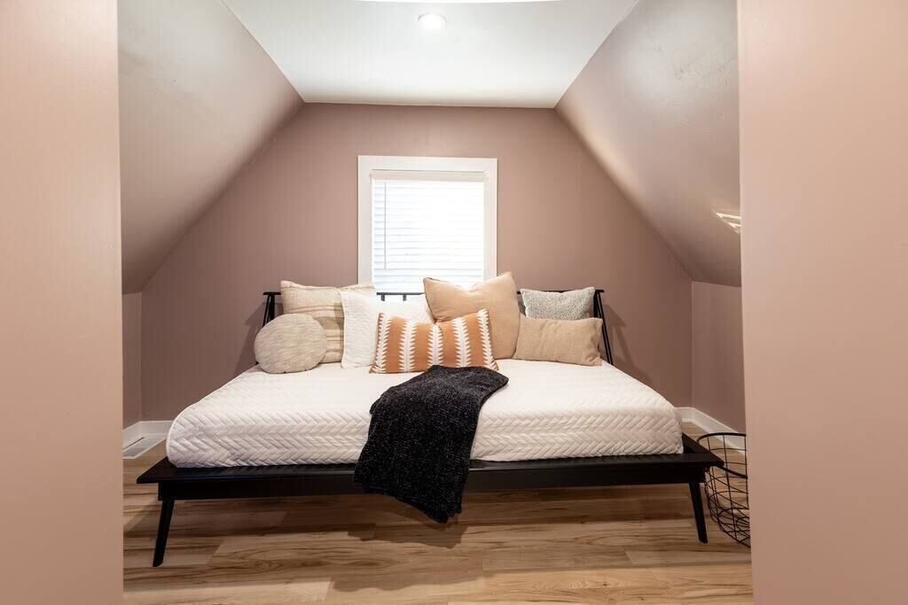 Photo of Bedroom in Lawrenceburg
