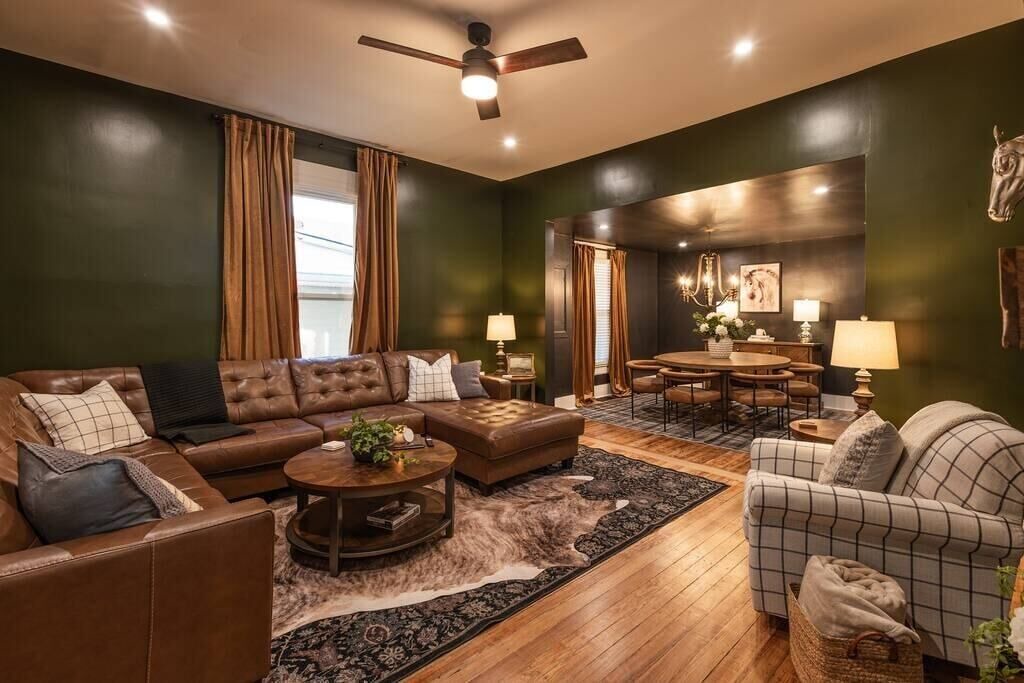 Photo of Livingroom in Lawrenceburg