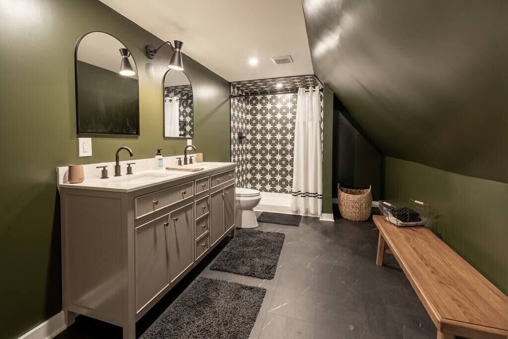 Photo of Bathroom in Lawrenceburg