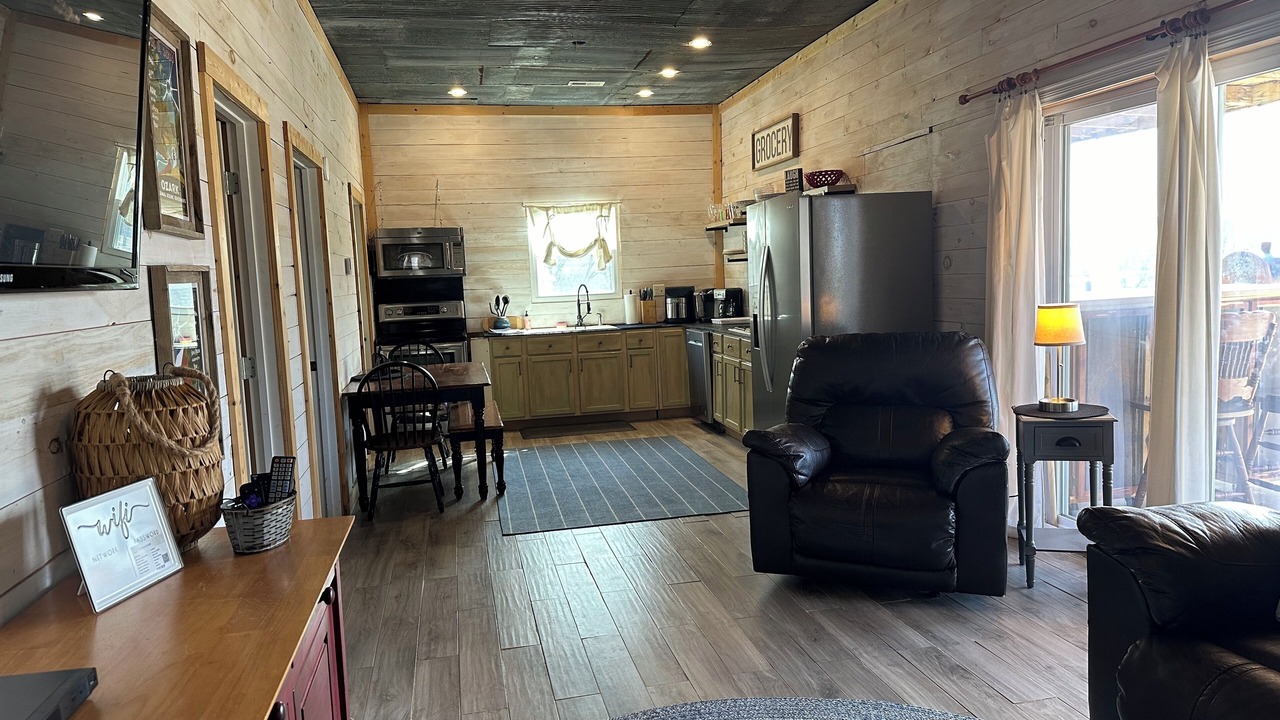 Photo of Livingroom in Eminence