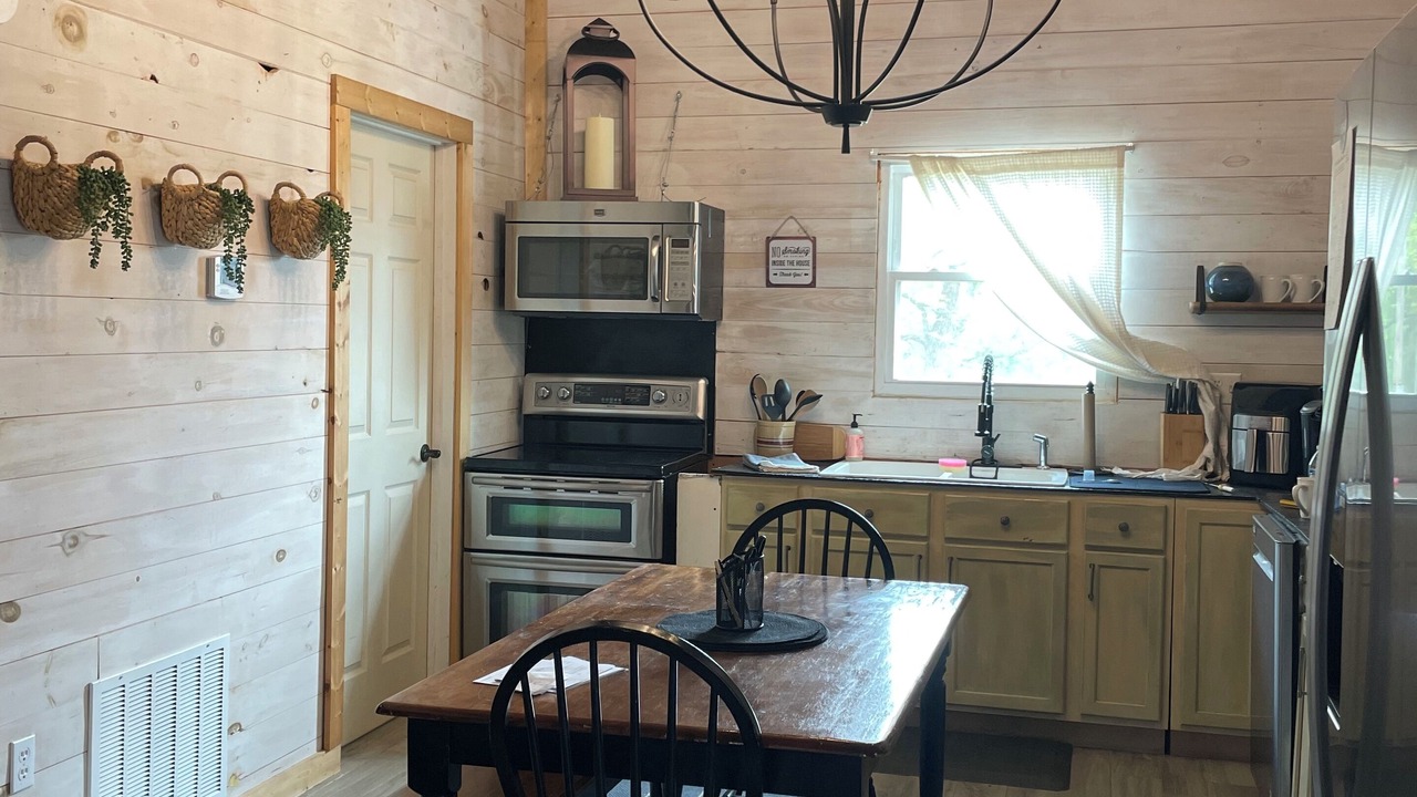 Photo of Kitchen in Eminence