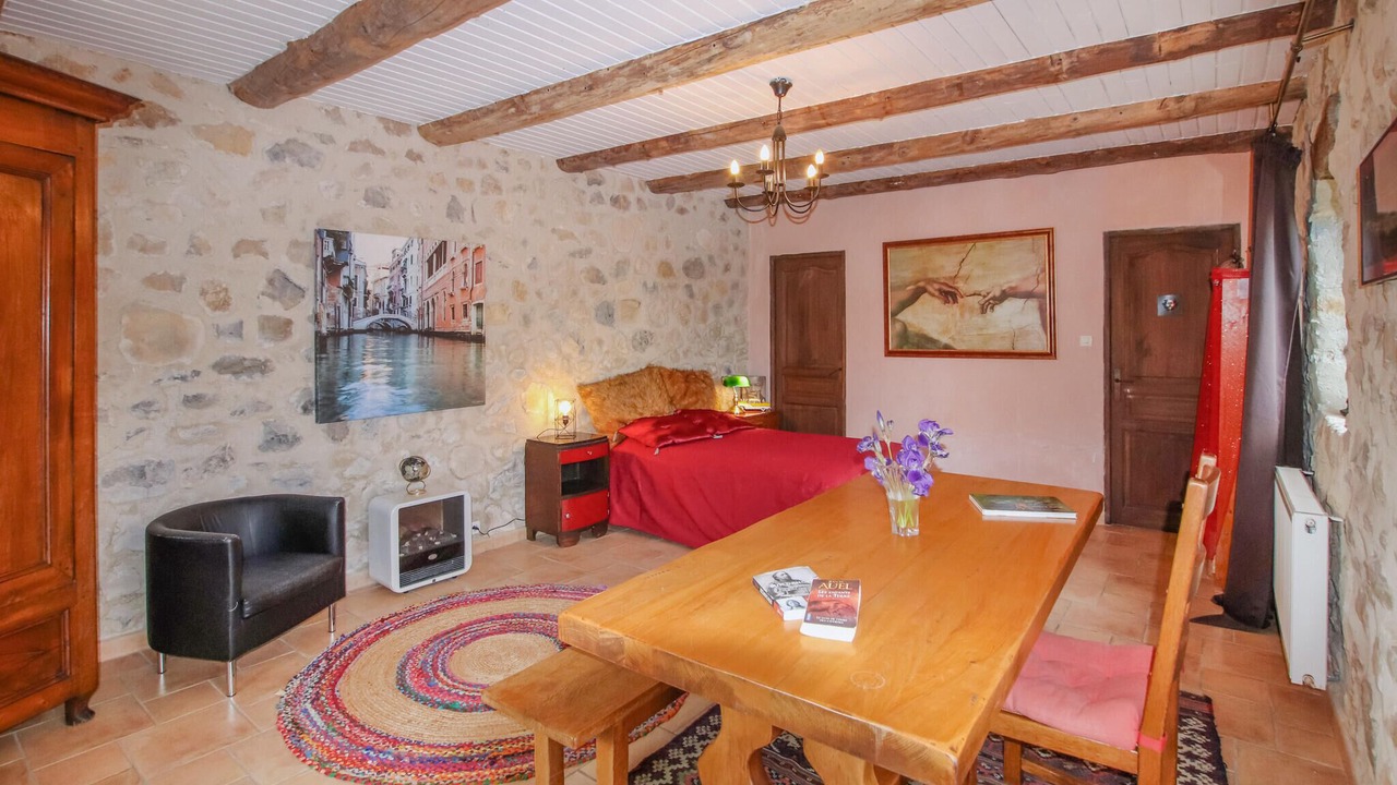 Photo of Others in Gras