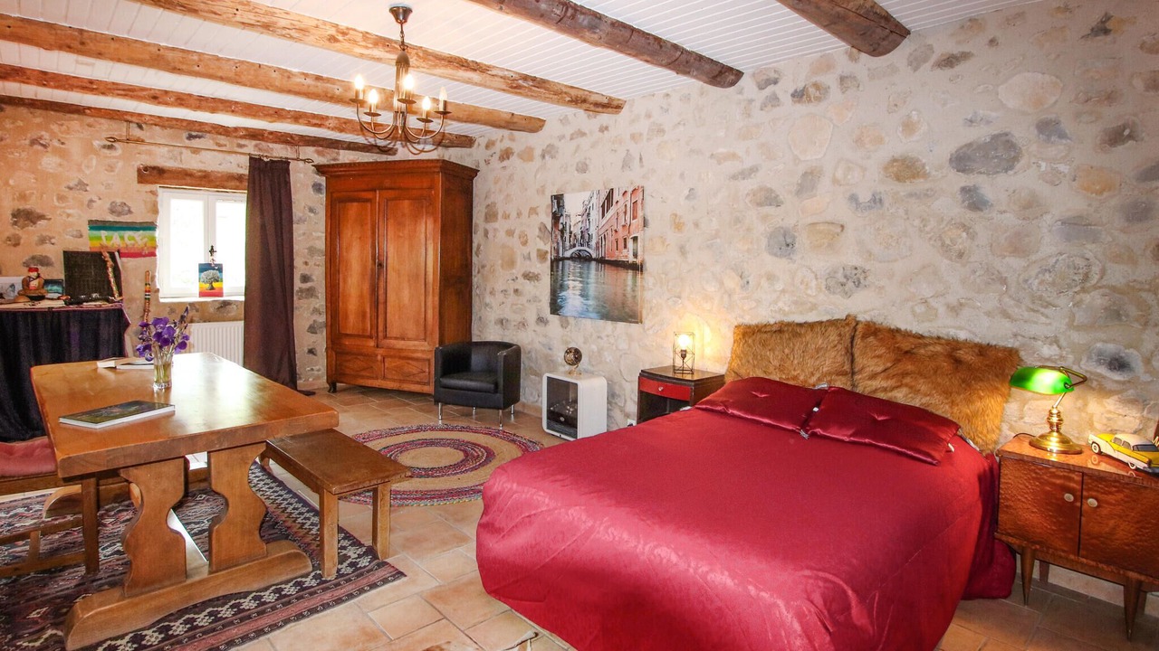 Photo of Others in Gras