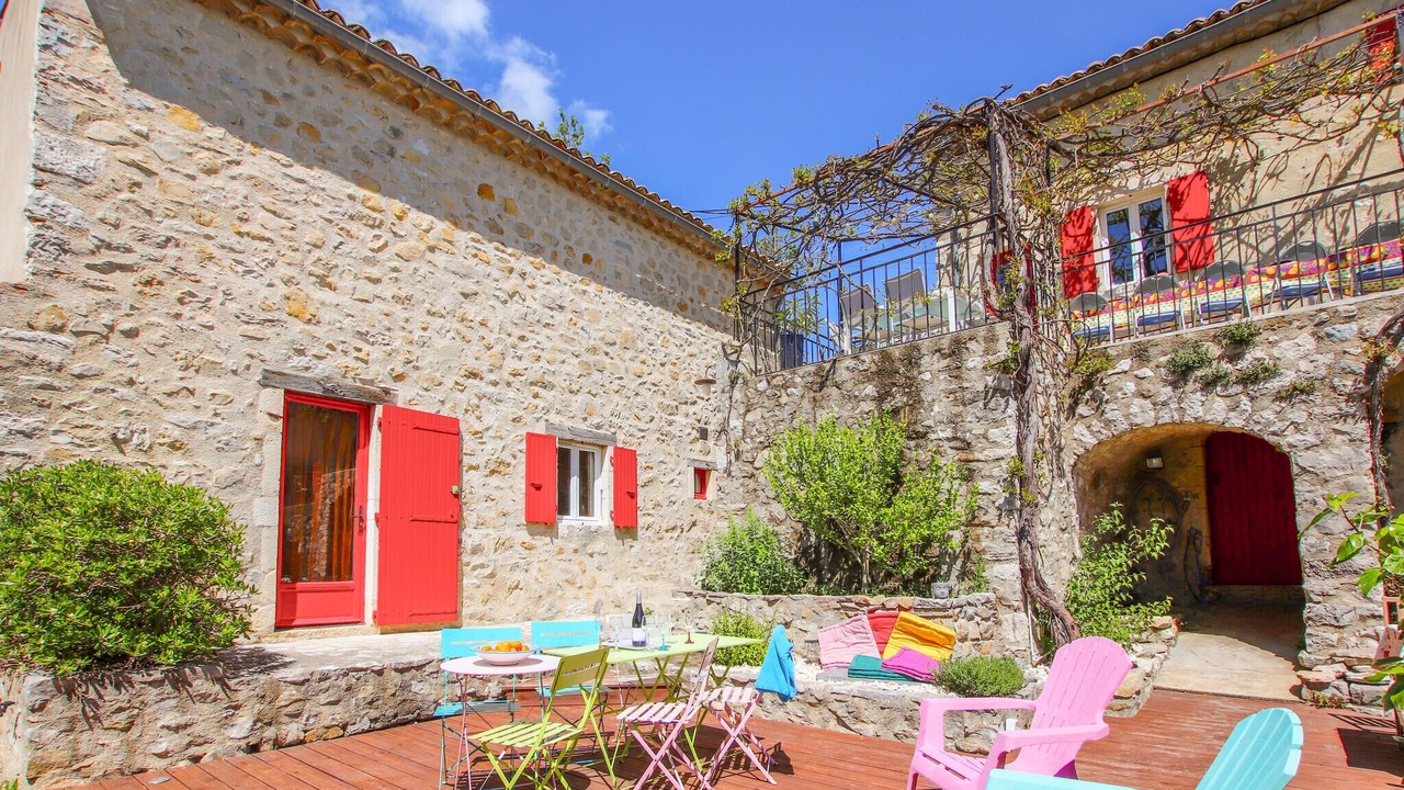 Photo of Others in Gras