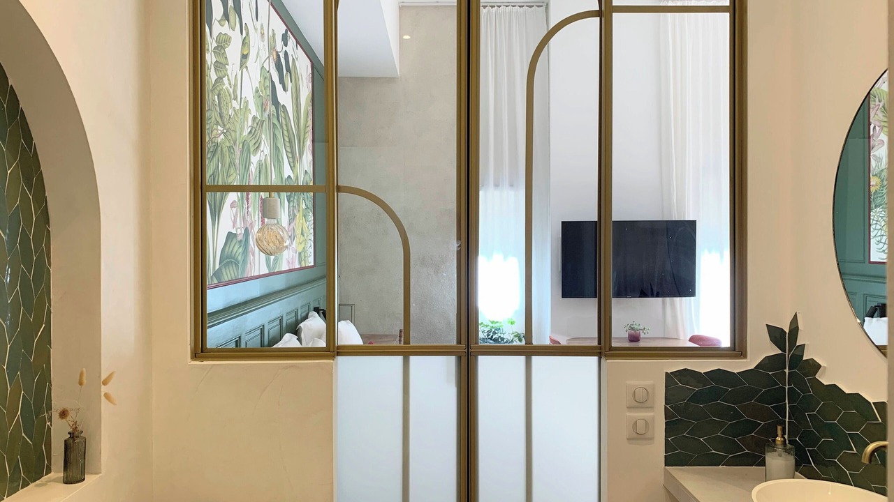 Photo of Bathroom in Gares