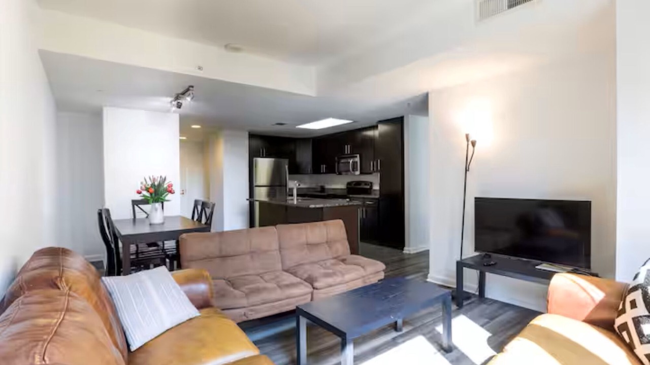 Photo of Livingroom in Aurora Highlands