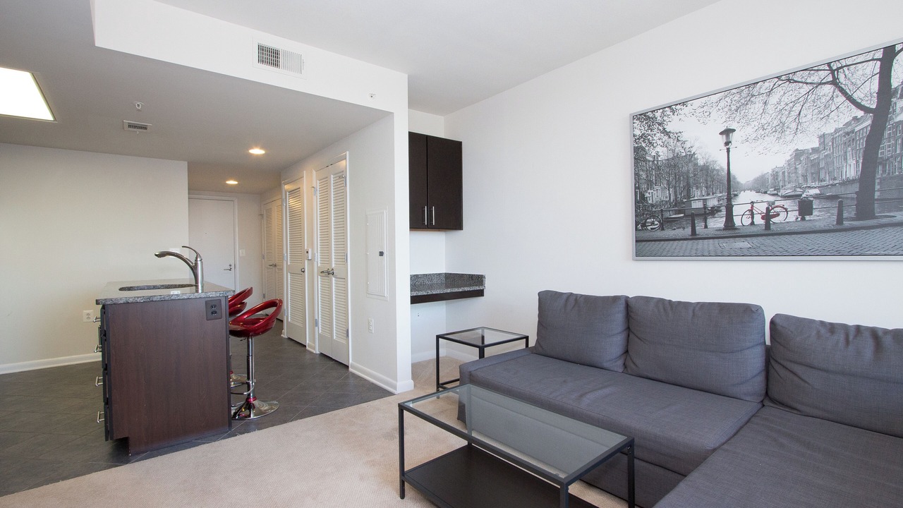 Photo of Livingroom in Aurora Highlands