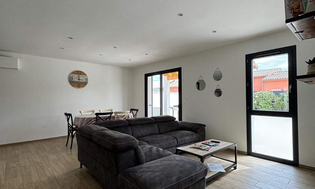 Photo of Livingroom in Joyeuse