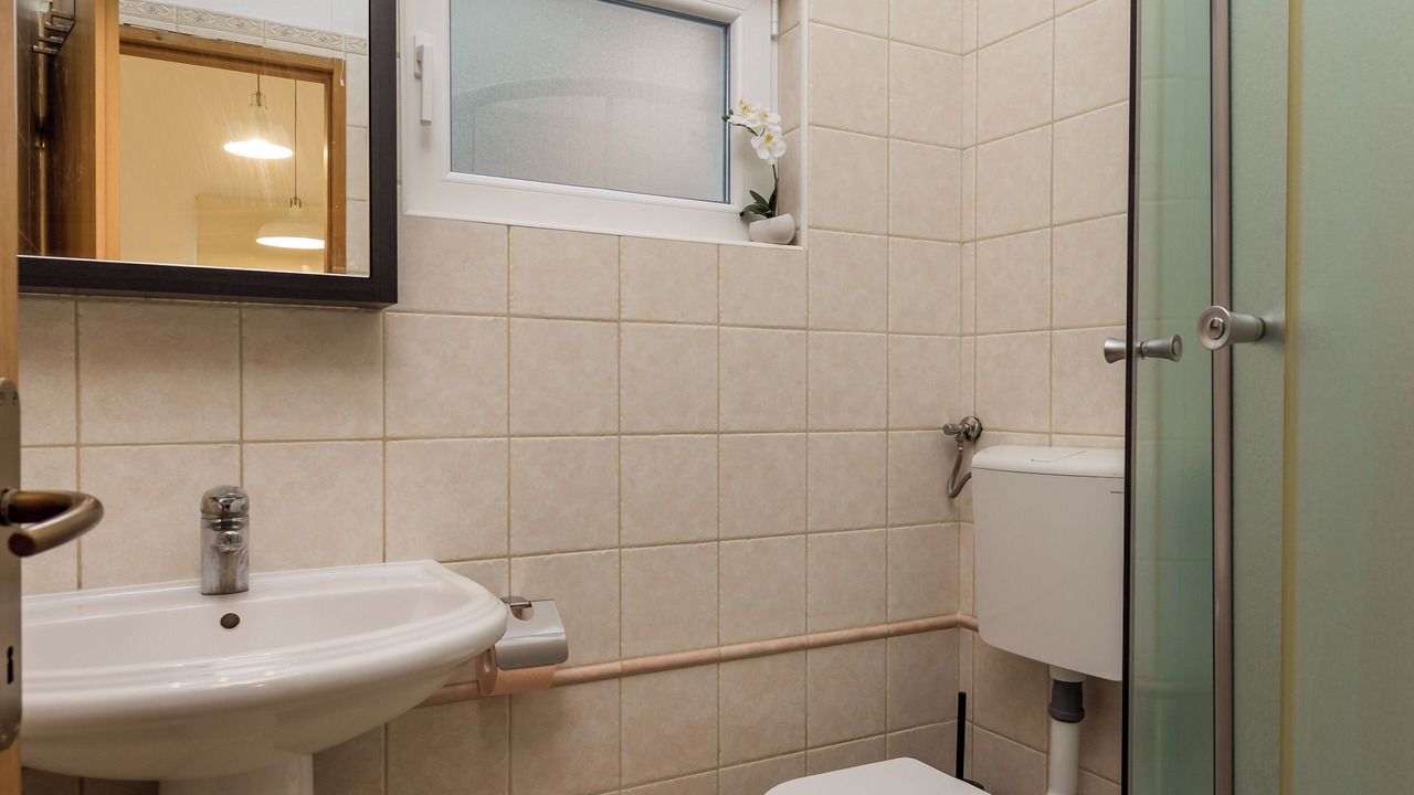 Photo of Bathroom in Grizane