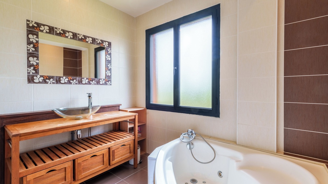Photo of Bathroom in Parentis-en-Born