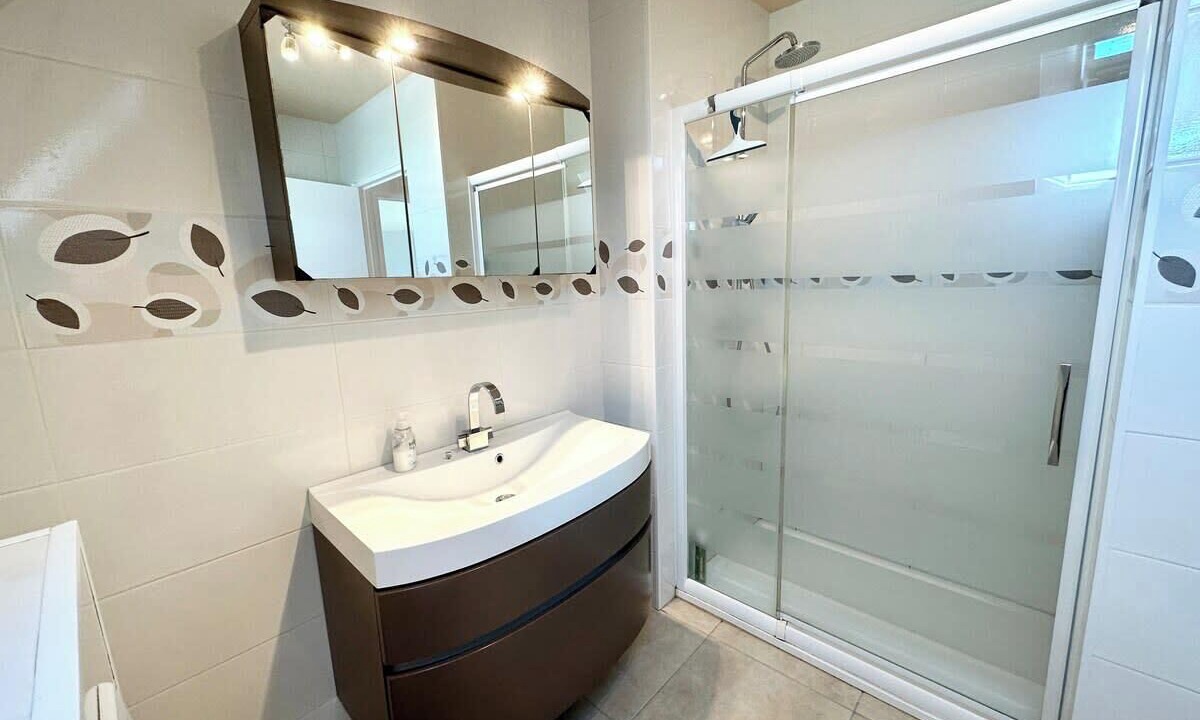 Photo of Bathroom in Ploemeur