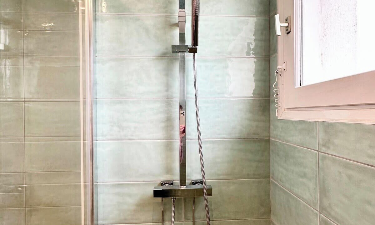 Photo of Bathroom in Quiberon