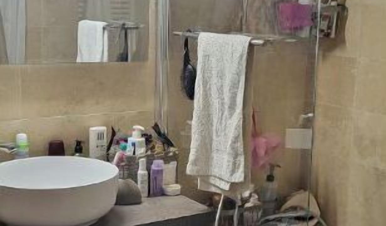 Photo of Bathroom in Saint-Cloud