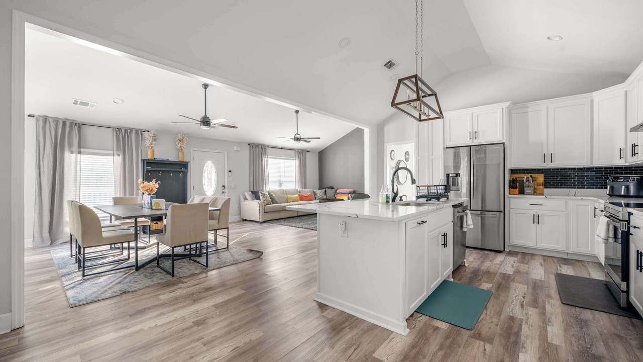 Photo of Others in Fortson