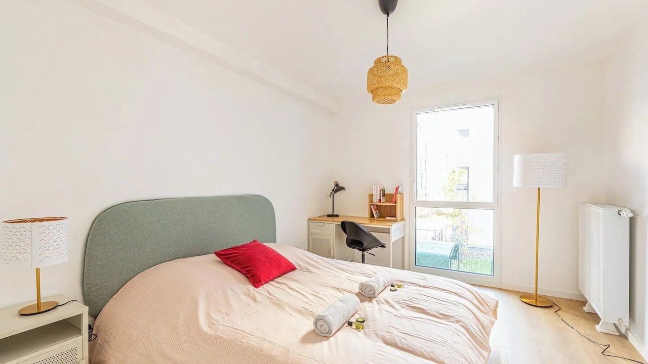 Photo of Bedroom in Arcueil