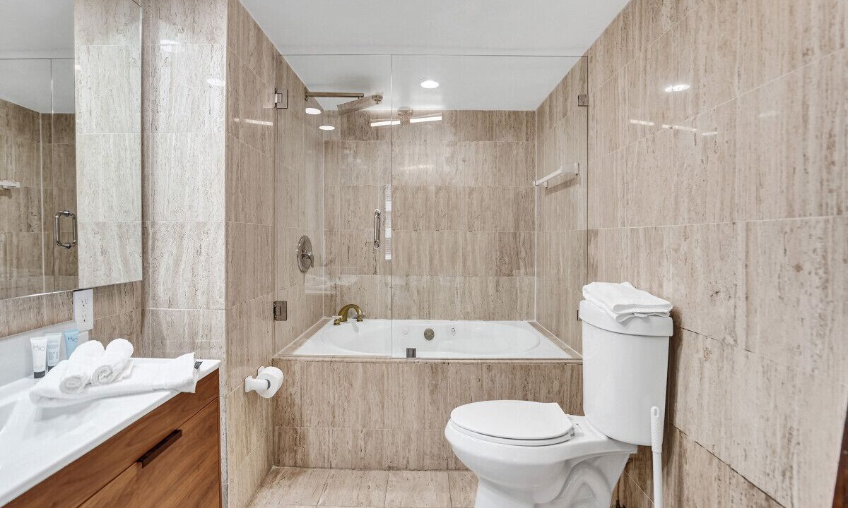 Photo of Bathroom in Mid Beach