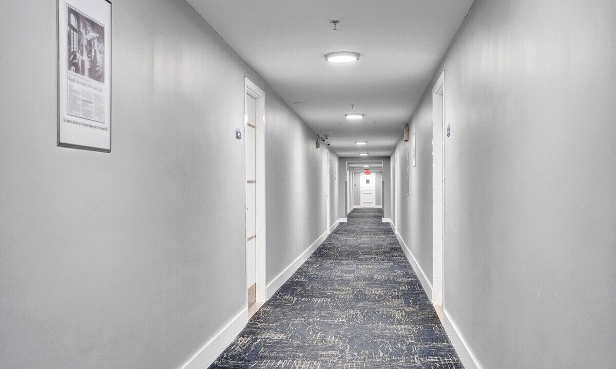 Photo of Others in Mid Beach