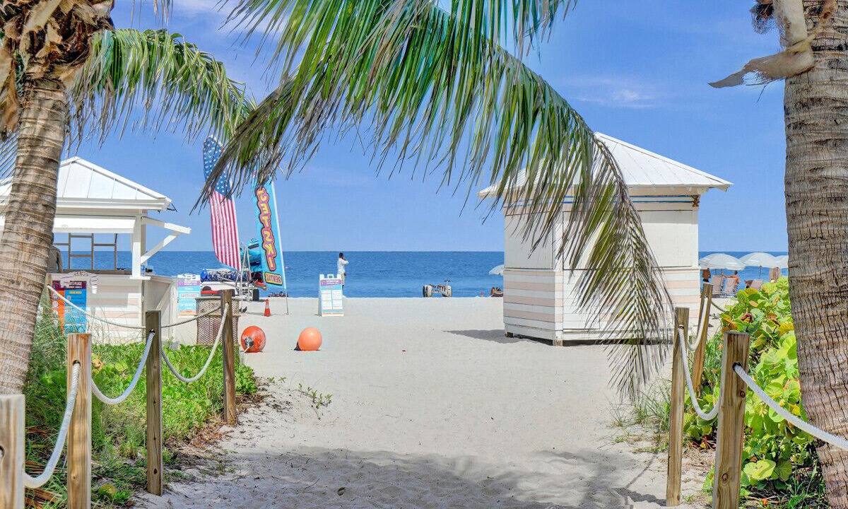 Photo of Others in Mid Beach