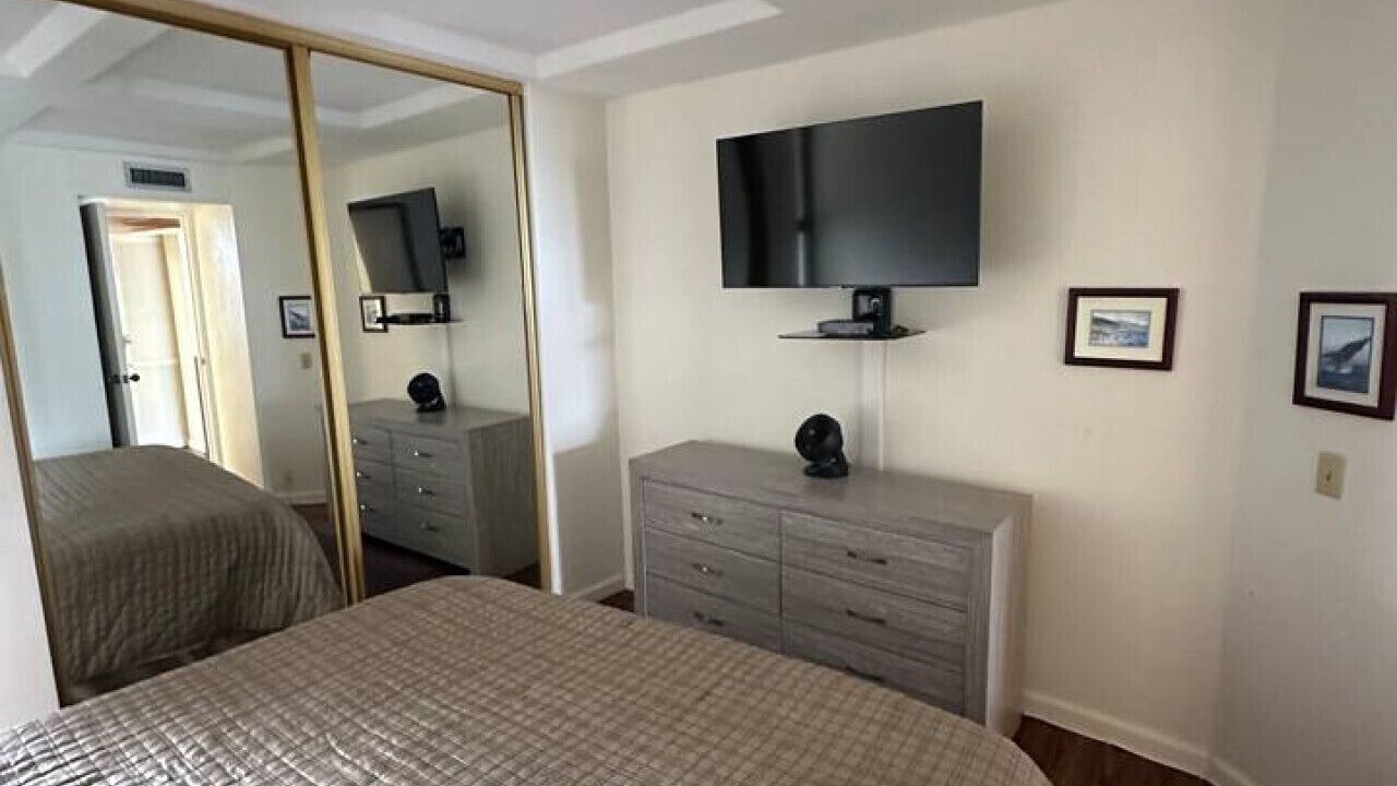 Photo of Bedroom in Makaha