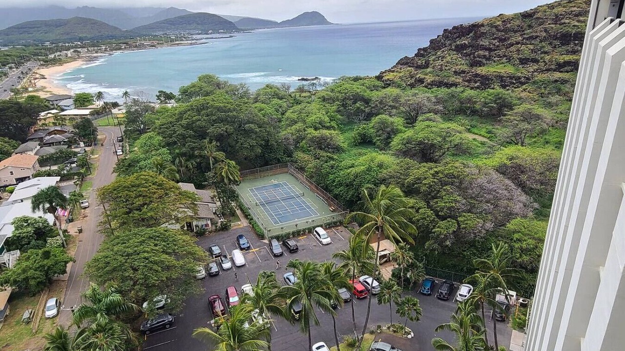 Photo of Others in Makaha