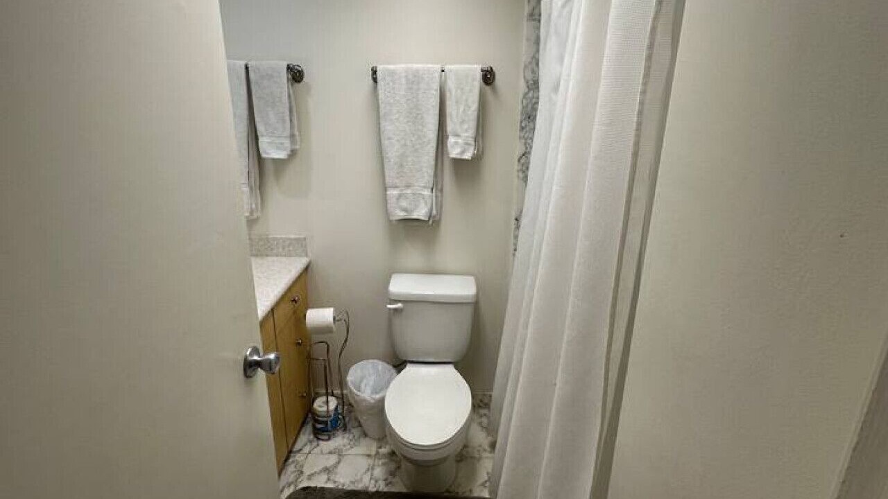 Photo of Bathroom in Makaha