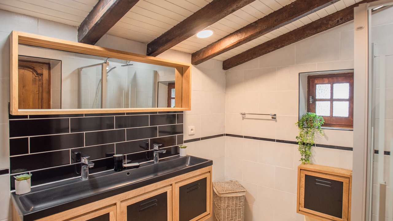 Photo of Bathroom in Montcabrier