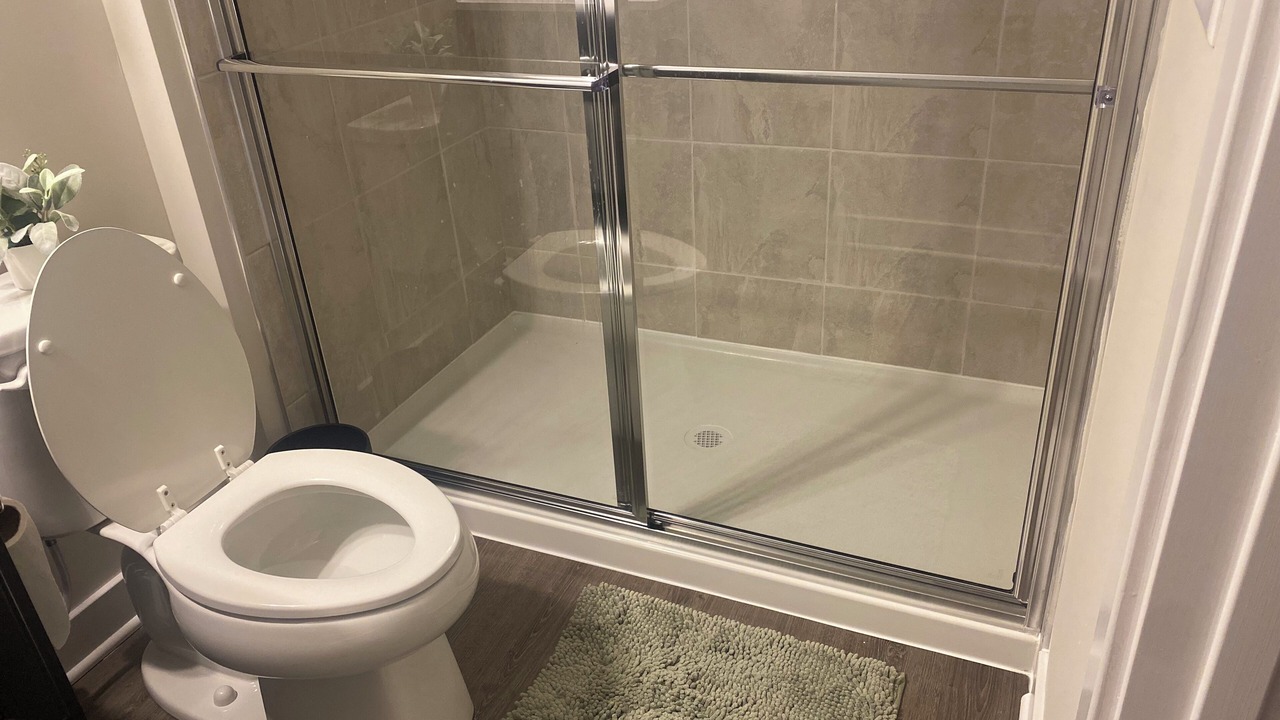 Photo of Bathroom in Fentress