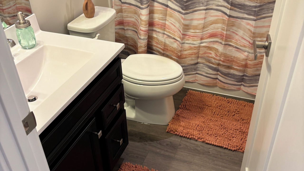 Photo of Bathroom in Fentress