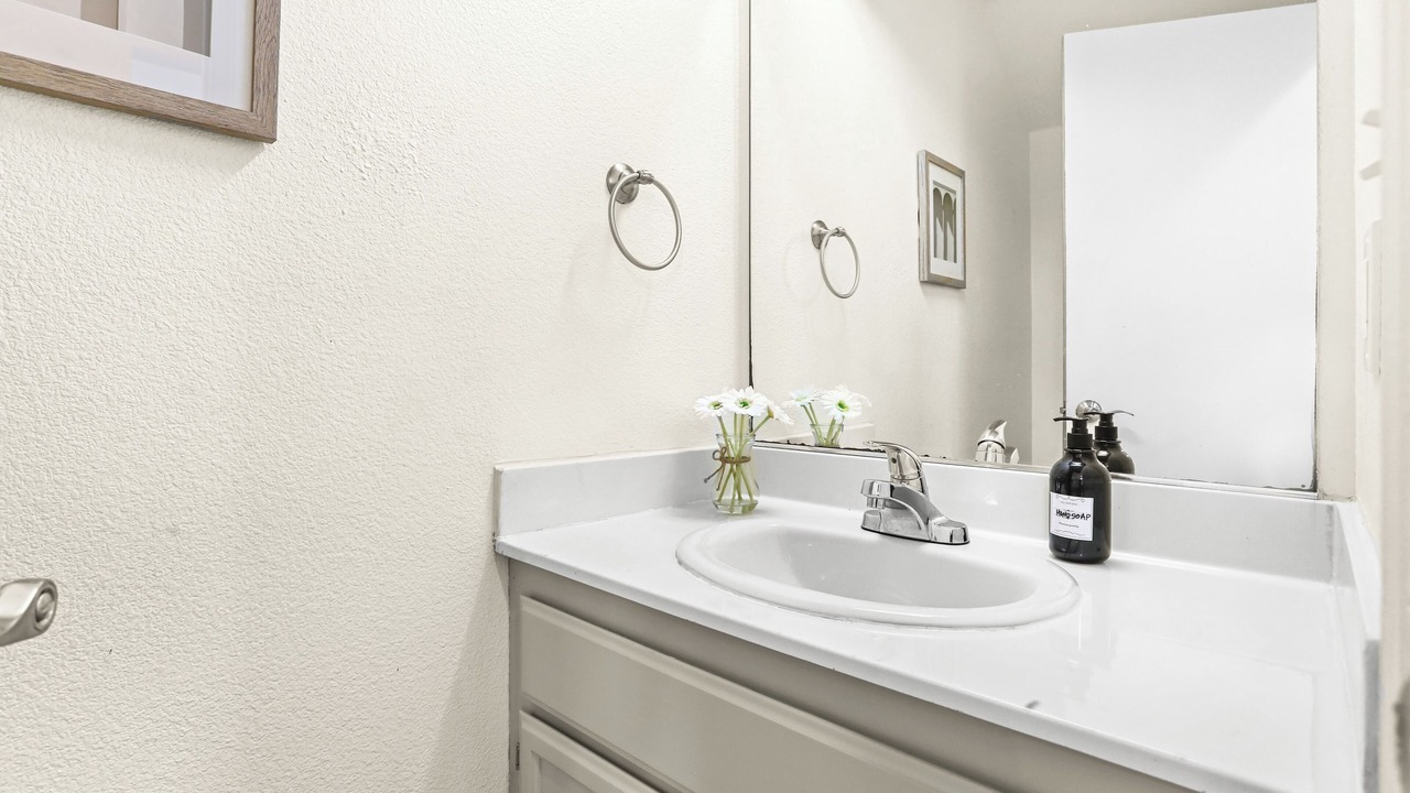 Photo of Bathroom in Southwestern Sacramento