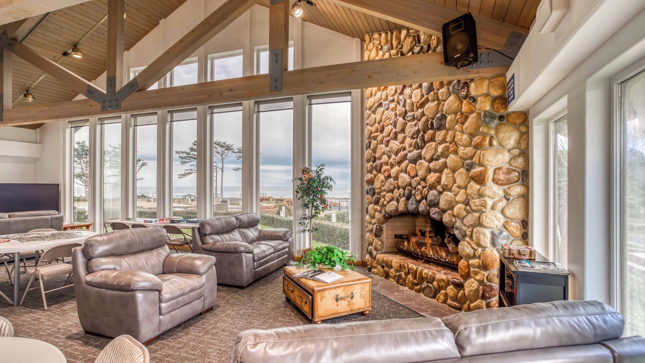 Photo of Others in Agate Beach