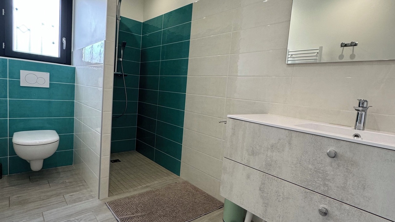 Photo of Bathroom in Joyeuse