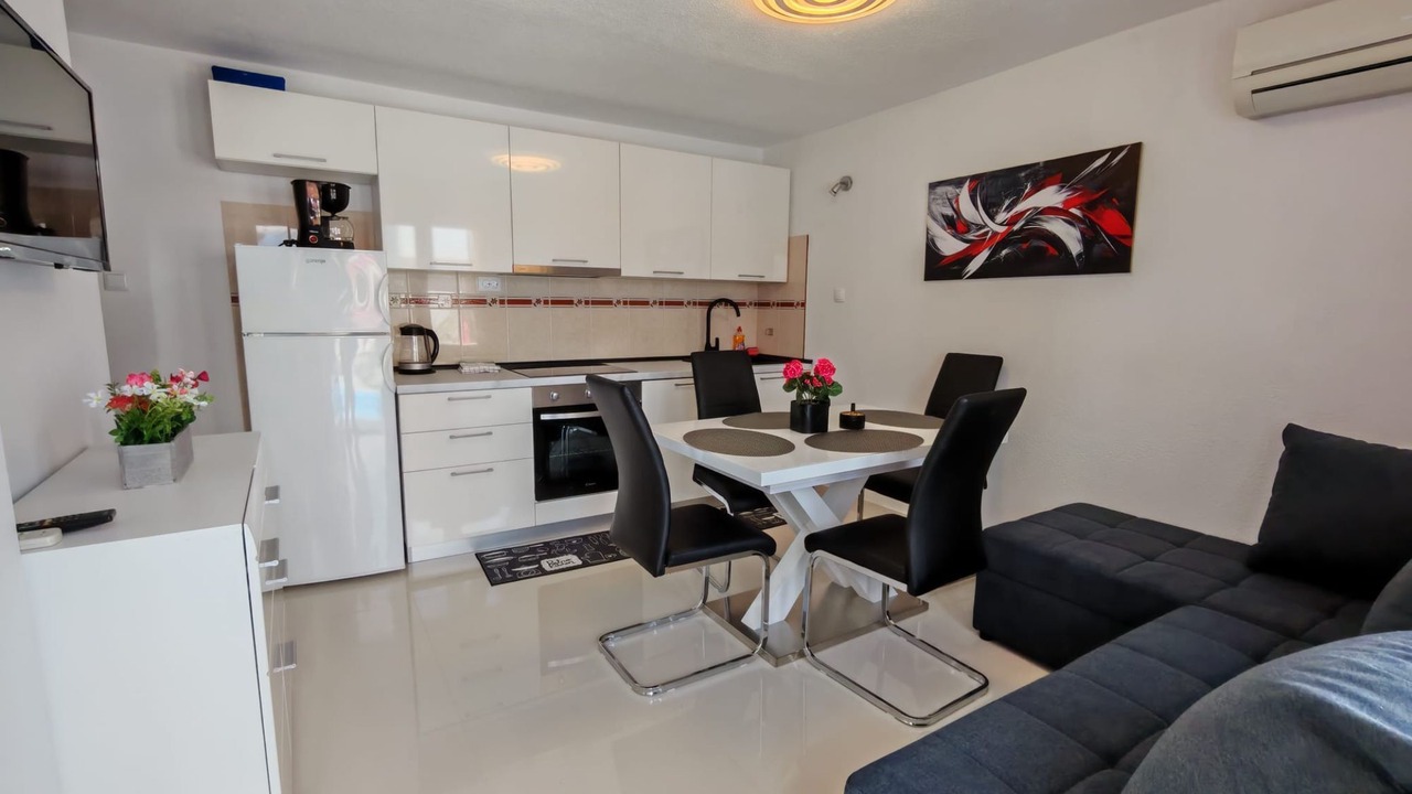 Photo of Kitchen in Slatine