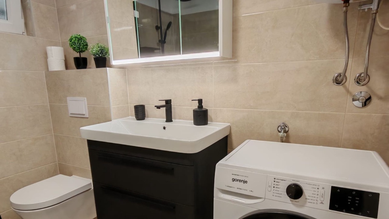 Photo of Bathroom in Slatine