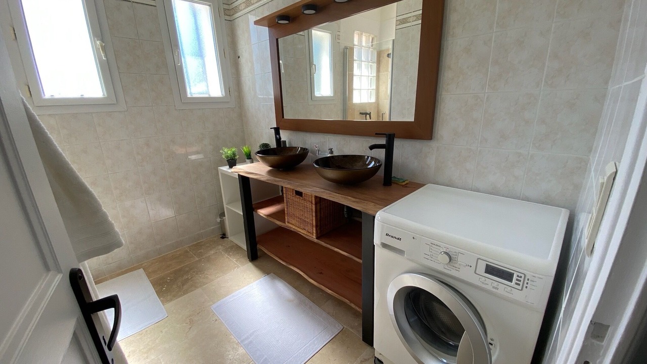 Photo of Others in Saint-Etienne-de-Fougeres