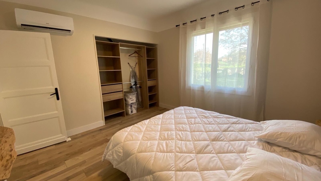 Photo of Bedroom in Saint-Etienne-de-Fougeres