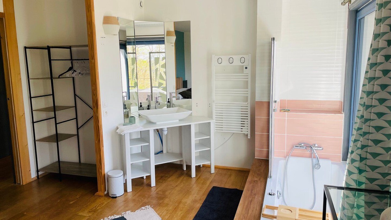 Photo of Bathroom in Chemille-sur-Indrois