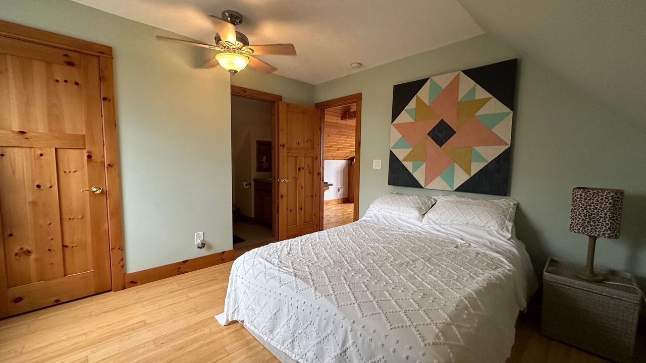 Photo of Bedroom in Decorah
