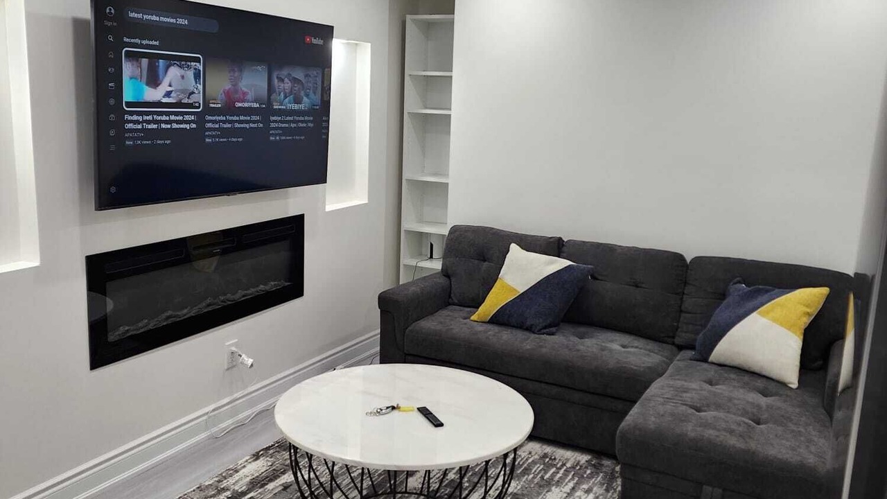Photo of Livingroom in Milton