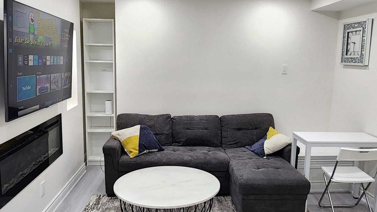 Photo of Livingroom in Milton