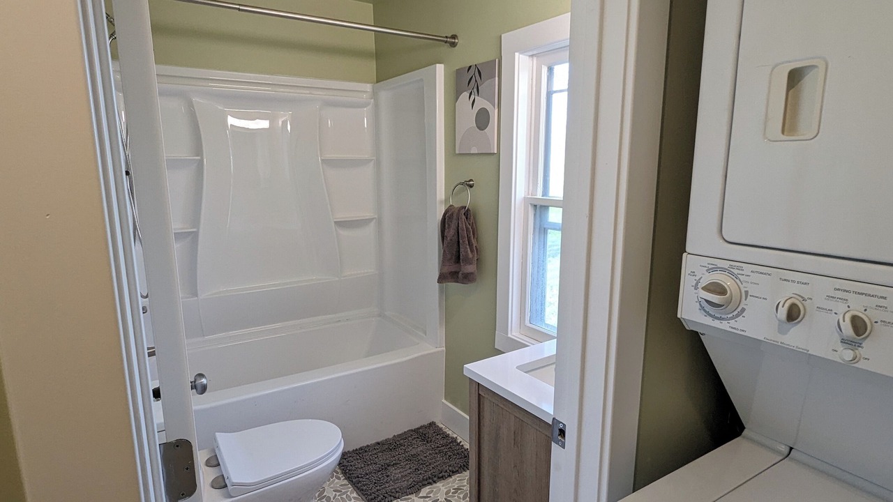 Photo of Bathroom in Flint