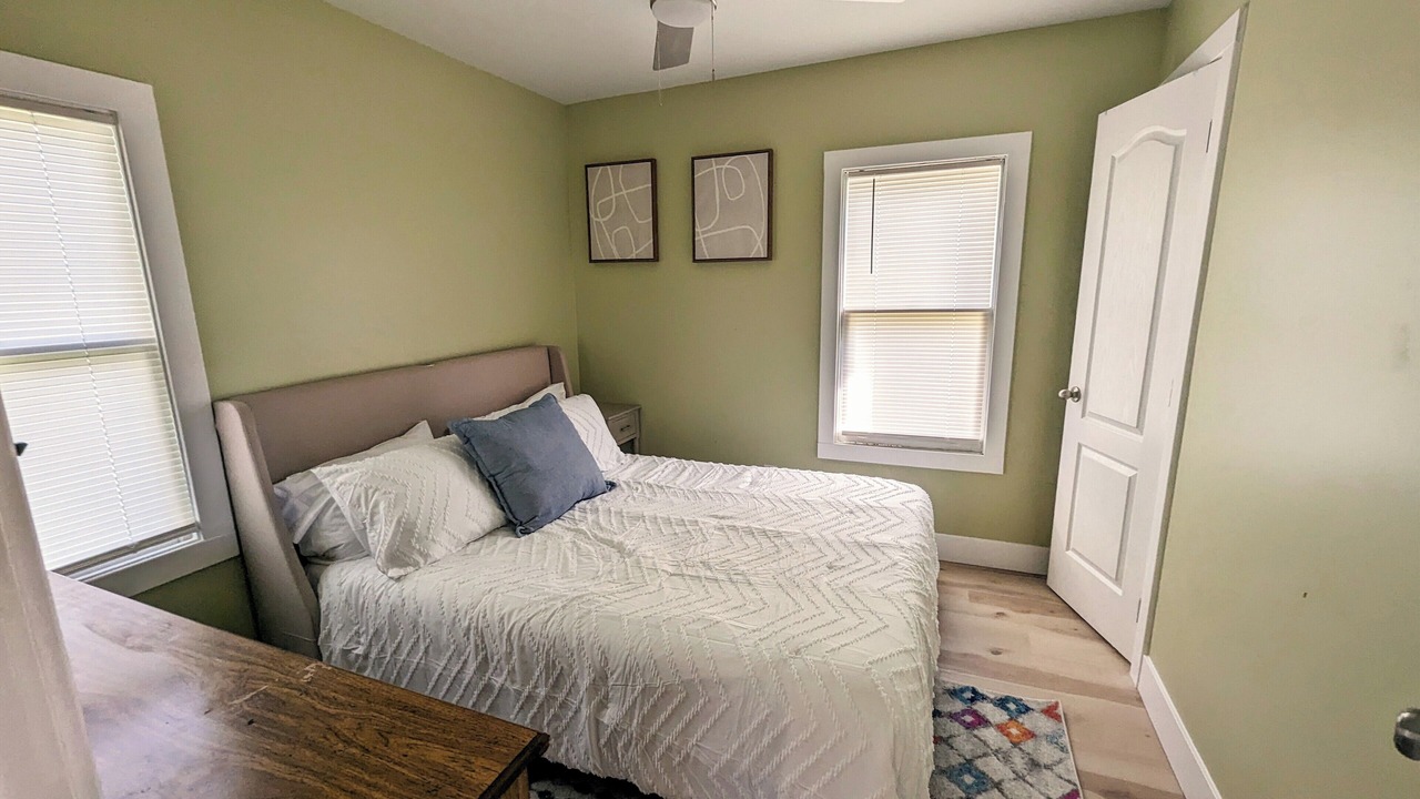 Photo of Bedroom in Flint