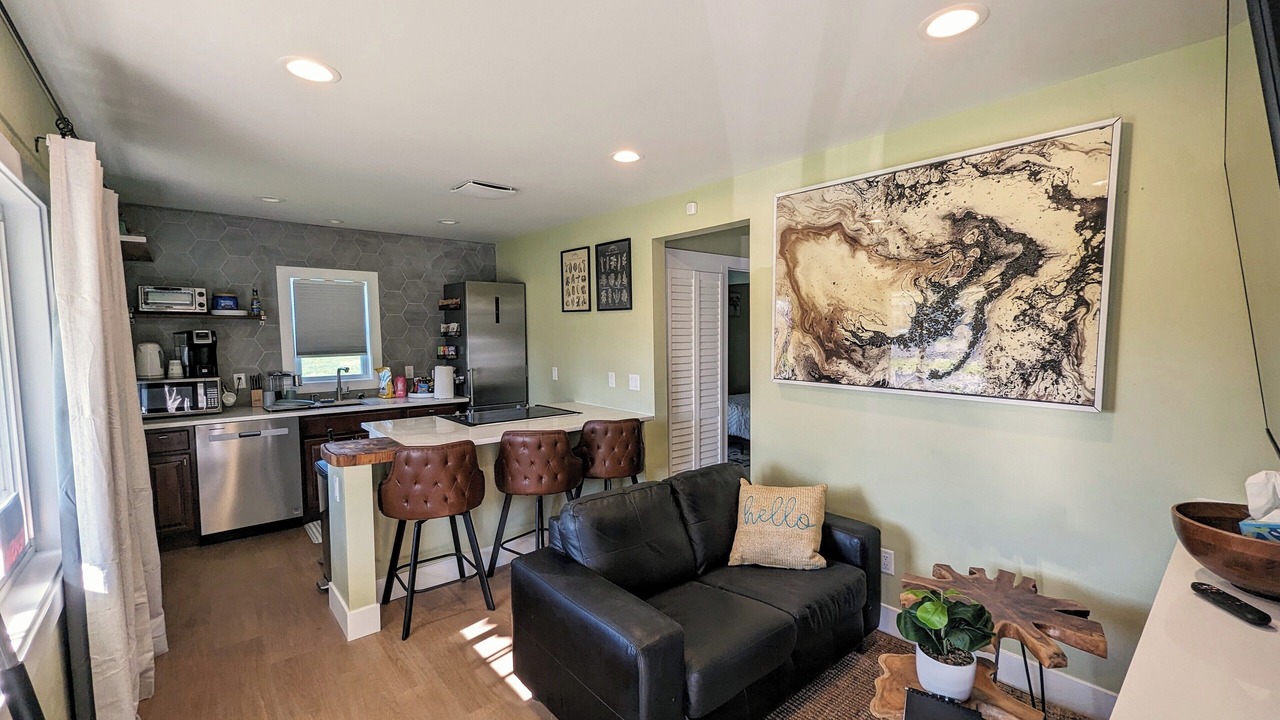 Photo of Livingroom in Flint