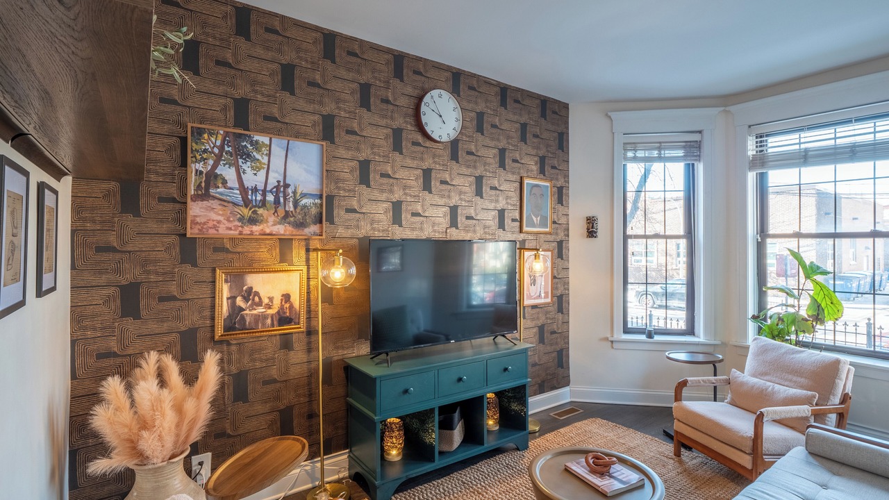 Photo of Livingroom in Wrigleyville