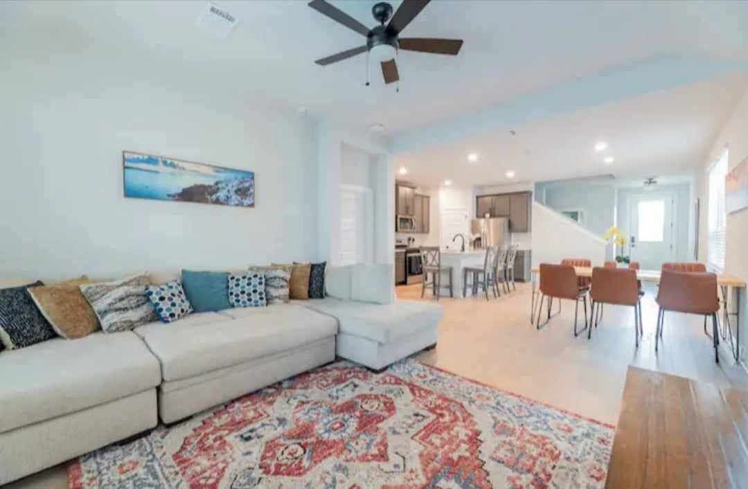 Photo of Livingroom in Austin