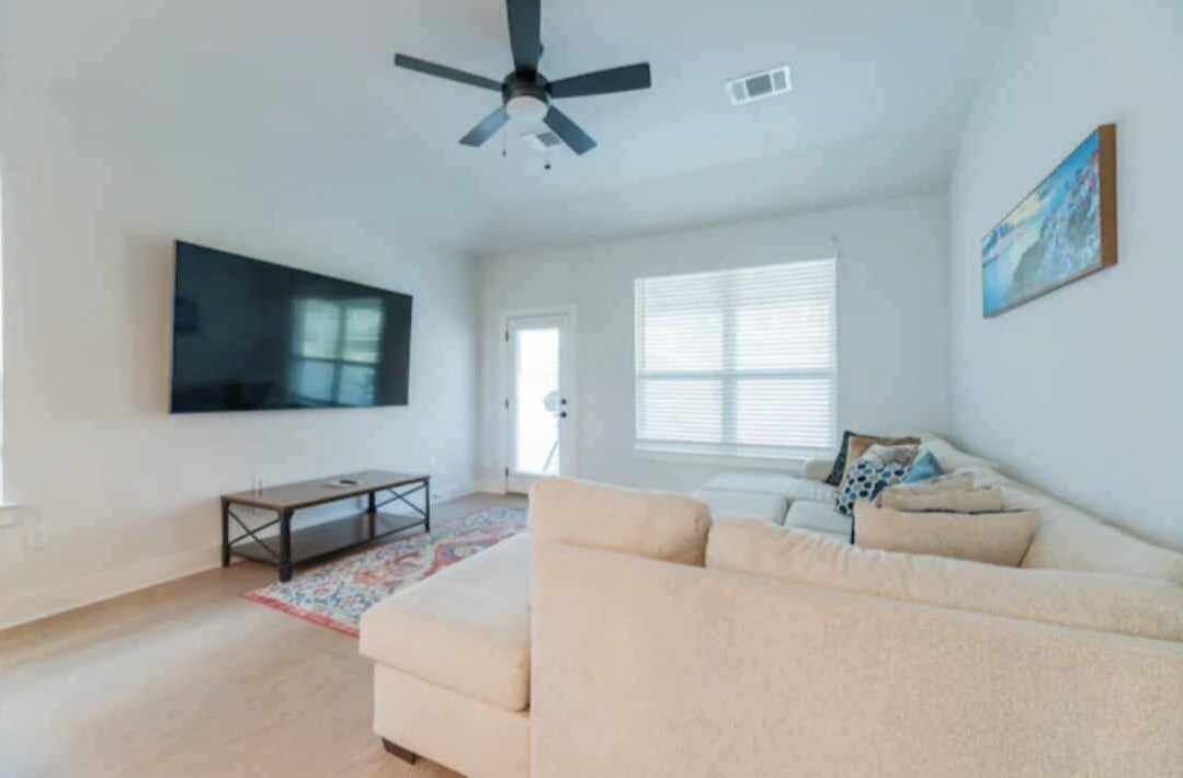 Photo of Livingroom in Austin